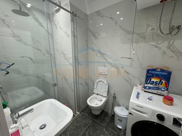 Tirane, jepet me qera apartament 2+1 Kati 5, 110 m² 750 € (Don Bosko)