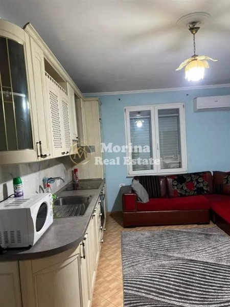 Tirane, jepet me qera apartament 2+1 Kati 3, 85 m² 600 € (Myslym Shyri)