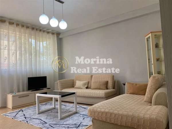 Tirane, jepet me qera apartament 2+1 Kati 1, 100 m² 500 € (Shkolla e Bashkuar)