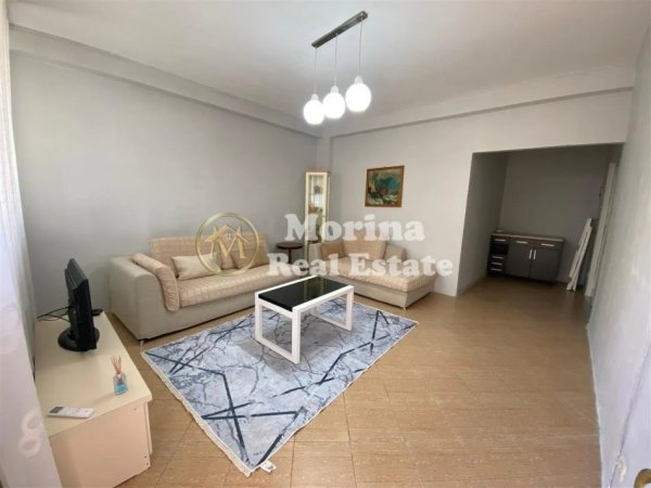 Tirane, jepet me qera apartament 2+1 Kati 1, 100 m² 500 € (Shkolla e Bashkuar)