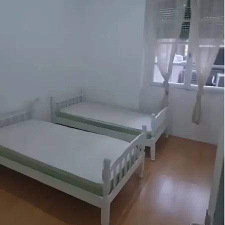 Tirane, jepet me qera apartament 2+1 Kati 3, 80 m² 600 € (Sheshi Willson)