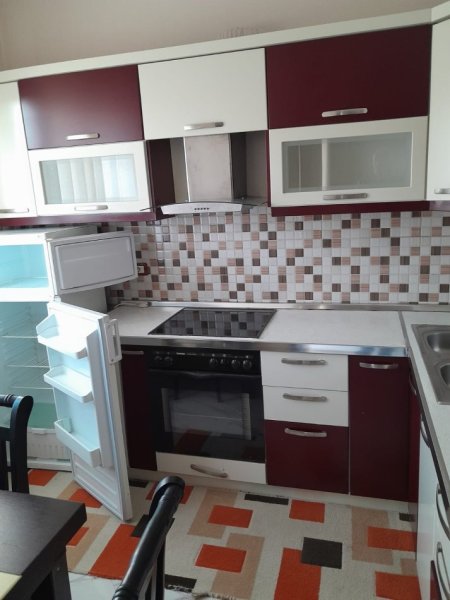 Tirane, jepet me qera apartament 2+1 Kati 2, 80 m² 350 € (Sauk)