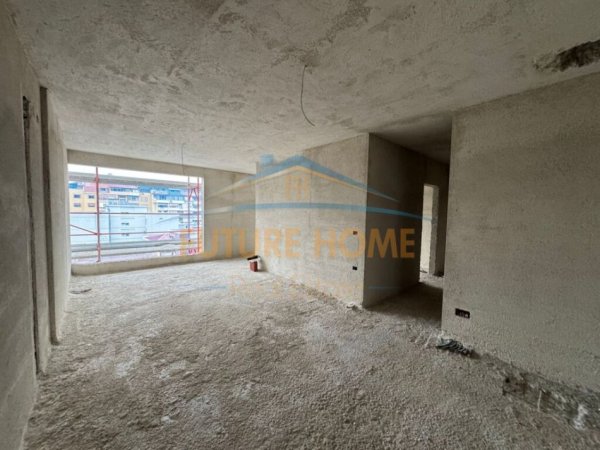 Tirane, shitet apartament 2+1 Kati 6, 116 m² 260.000 € (Komuna e Parisit)
