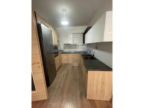 Tirane, jepet me qera apartament 2+1+Ballkon+Post Parkimi,  Kati 5, 104 m² 700 € (Don Bosko, Vizion +)