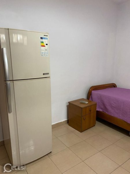 Tirane, jepet me qera apartament Kati 1, 30 m² 350 € (MYSLYM SHYRI)