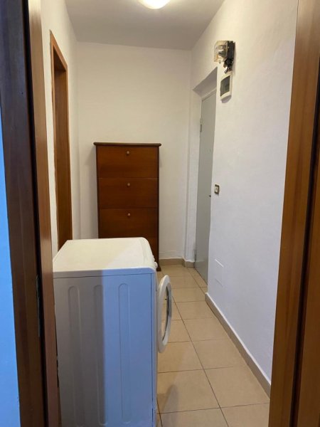 Tirane, jepet me qera apartament 1+1 Kati 1, 30 m² 350 € (Myslym Shyri)