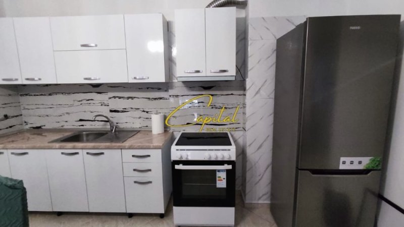 Tirane, jepet me qera apartament 2+1 Kati 7, 80 m² 550 € (YZBERISHT)