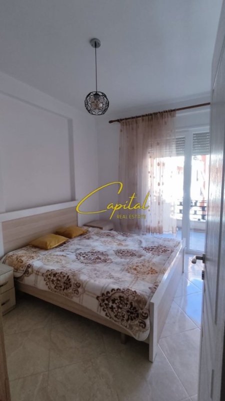 Tirane, jepet me qera apartament 2+1 Kati 7, 80 m² 550 € (YZBERISHT)