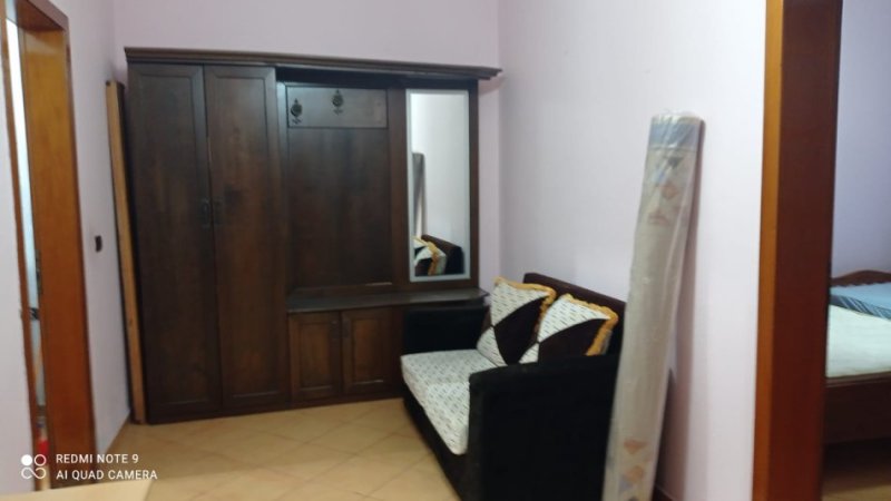 Tirane, jepet me qera apartament 2+1 Kati 1, 100 m² 400 € (Don Bosko)