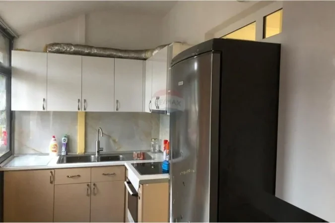 jepet me qera , (Apartament 2+1 per qera rruga Don Bosko)
