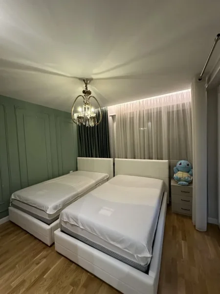 Tirane, shitet apartament 3+1+Aneks+Ballkon Kati 2, 129 m² 350.000 € (Rruga e Elbasanit)