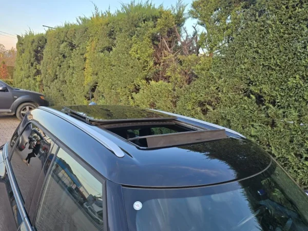 Tirane, shes makine MINI COYNTRIMAN AUTOMAT, Nafte, e zeze automatik Klima 210.000 km 9.450 €