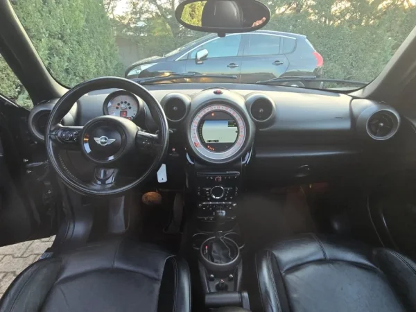 Tirane, shes makine MINI COYNTRIMAN AUTOMAT, Nafte, e zeze automatik Klima 210.000 km 9.450 €