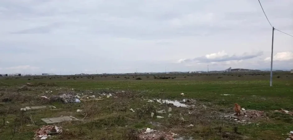 Durres, shes toke 6.500 m² 40 Euro/m2 (Prane Eco Park Durres (Porto Romano))