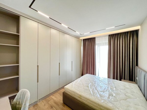 Tirane, jepet me qera apartament+verande | Penthouse 2+1+Aneks+Ballkon Kati 6, 113 m² 1.100 € (Fakultetit Ekonomik)
