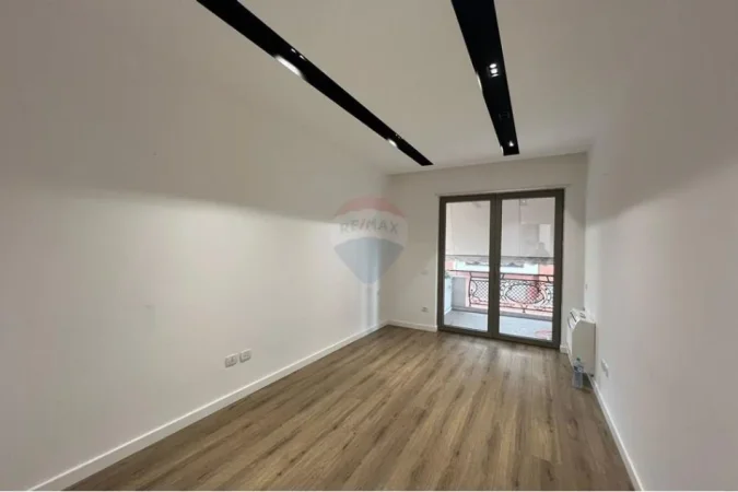 Tirane, shitet apartament 2+1+Ballkon Kati 3, 128 m² 345.000 € 