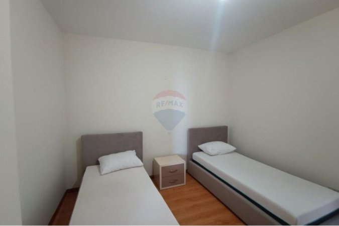 Tirane, jepet me qera apartament 2+1 Kati 5, 122 m² 700 € (Apartament 2+1+2 me qera ne Don Bosko)