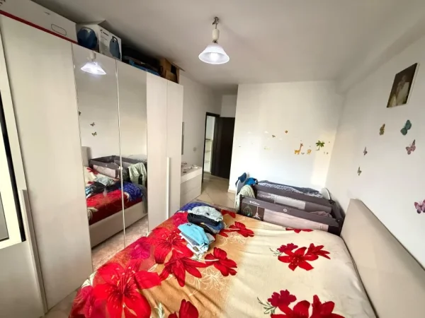 Tirane, shes apartament 2+1+Ballkon Kati 7, 112 m² 144.000 € (Mikel Maruli)