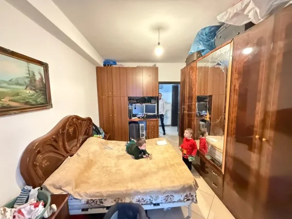 Tirane, shes apartament 2+1+Ballkon Kati 7, 112 m² 144.000 € (Mikel Maruli)