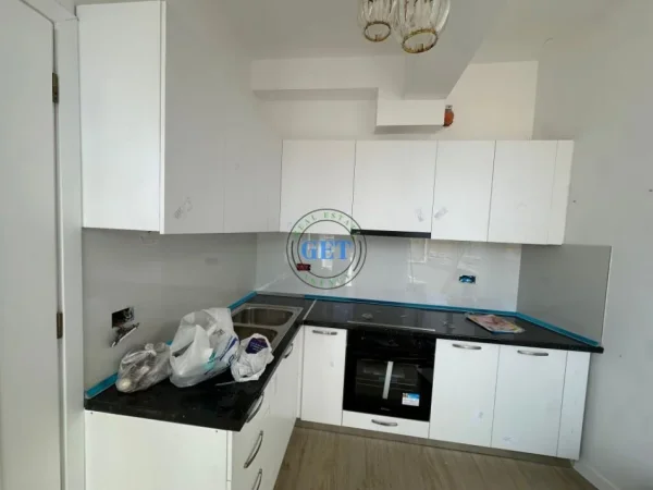 Durres, shes apartament 2+1+Aneks+Ballkon Kati 2, (Poliklinika ,Durres)