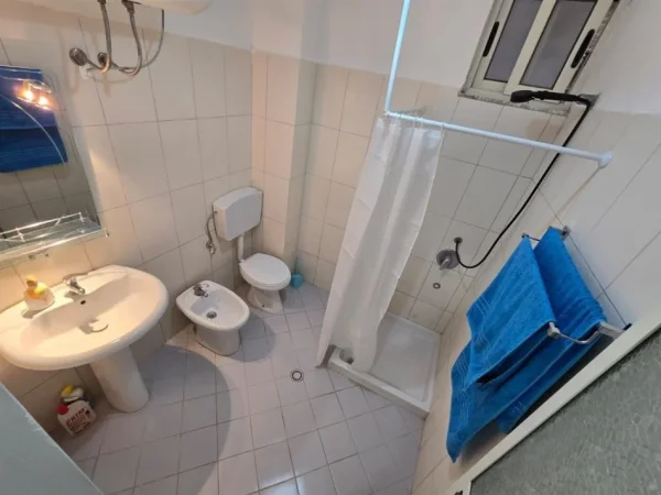 Durres, shitet apartament 1+1+Ballkon Kati 9, 75 m² 99.000 € (Pavaresia, Plazh)