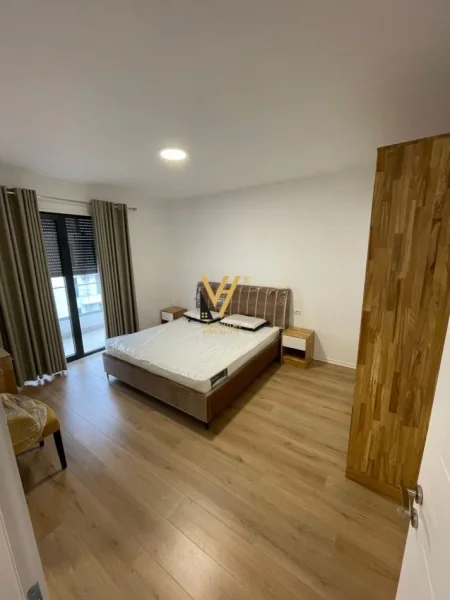 Tirane, shitet apartament 3+1+Ballkon Kati 7, 120 m² 332.000 € (PORCELAN)