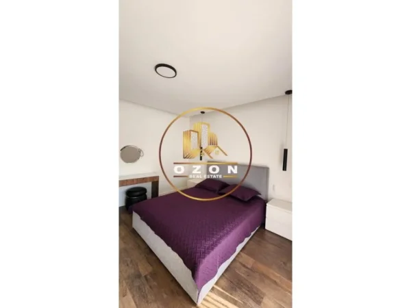 Apartament 3+1+2 për Qira në Rrugën Elbasanit!