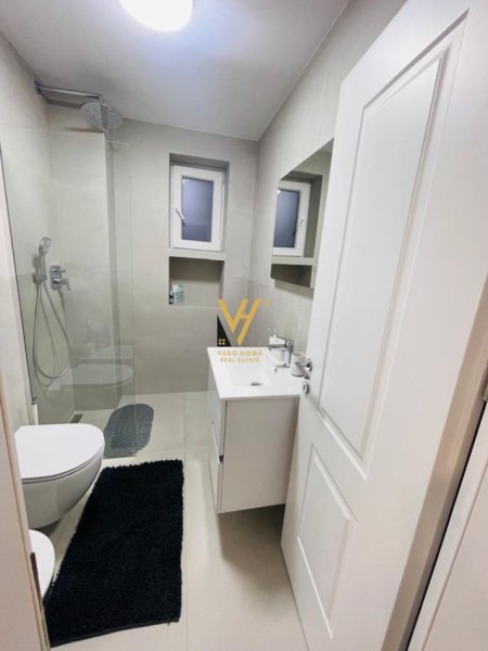 Tirane, jepet me qera apartament 2+1+Ballkon Kati 2, 75 m² 700 € (RRUGA E ELBASANIT)