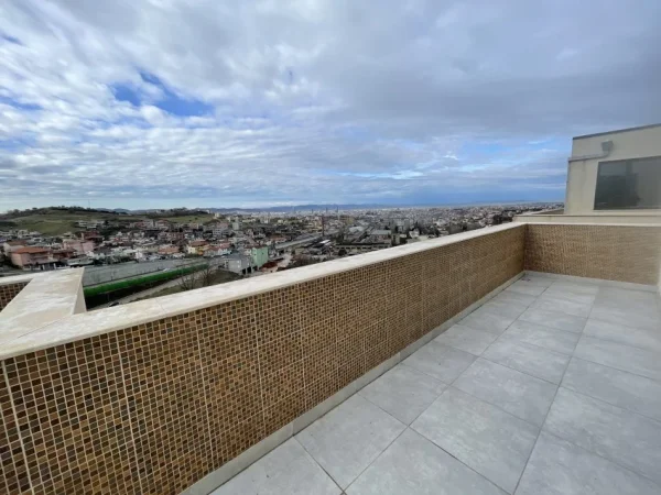 Tirane, shitet apartament 2+1+Aneks+Ballkon Kati 5, 108 m² 135.000 € (Shkoze)