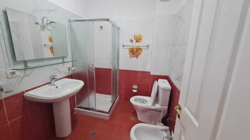 Tirane, shitet apartament duplex Dublex Kati 2, 110 m² 300.000 € (Kodra Diellit 1)