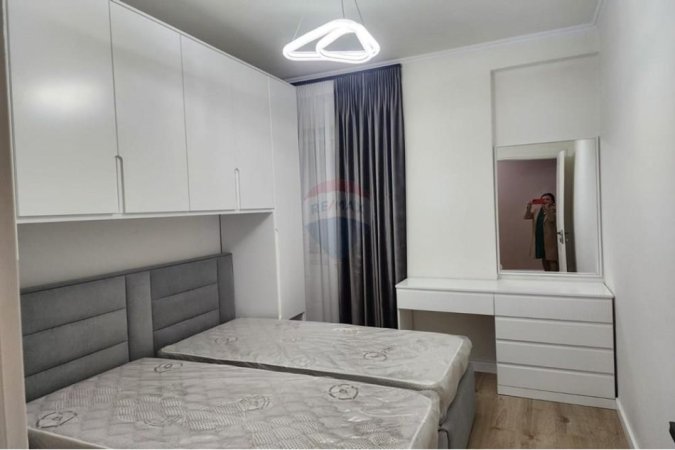 Tirane, jepet me qera apartament 2+1+Aneks , 90 m² 750 € (Kopshti Botanik)