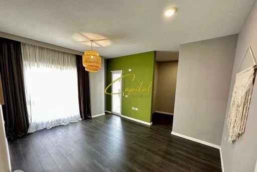 Tirane, shitet apartament 1+1 Kati 2, 56 m² 178.000 € (RRUGA E BARRIKADAVE)