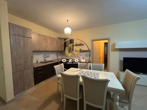 Jepet Apartament me Qira 2+1+2, Astir Tirane!