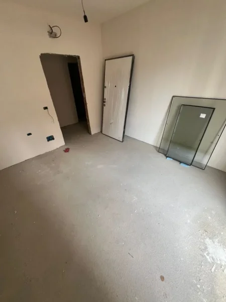 Tirane, shitet apartament 2+1+Ballkon Kati 3, 117 m² 193.000 € (Bulevardi i Ri)