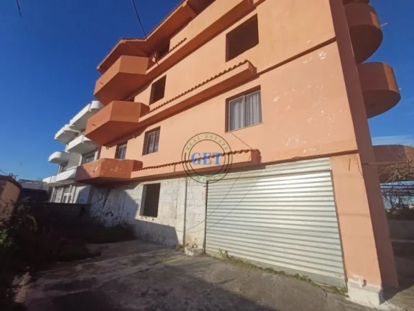 Durres, shitet shtepi 3+1+Aneks+Ballkon Kati 4, 712 m² (PLAZH)