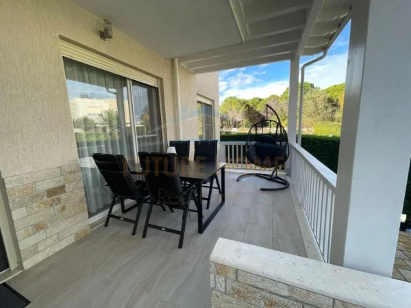 Gjiri Lalezit | Hamallaj, shitet apartament ne plazh 2+1+Aneks+Ballkon Kati 0, 70 m² 250.000 € (Lura 3 Gjiri i Lalzit.)