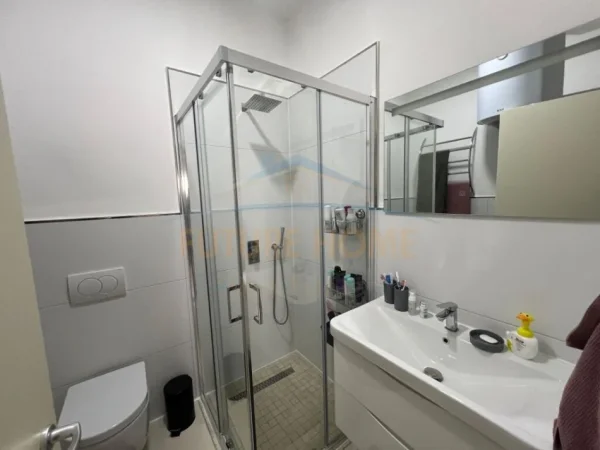 Gjiri Lalezit | Hamallaj, shitet apartament ne plazh 2+1+Aneks+Ballkon Kati 0, 70 m² 250.000 € (Lura 3 Gjiri i Lalzit.)