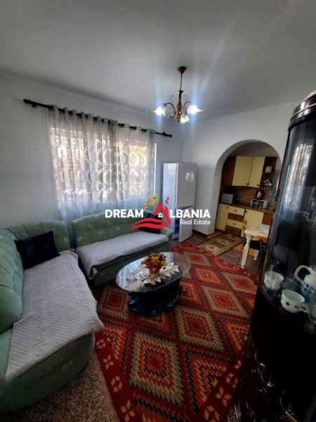 Tirane, jepet me qera apartament Kati 2, 75 m² 450 € (Ne rrugen Ferit Xhajko)
