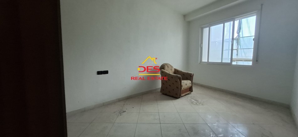 Vlore, shitet apartament 1+1+Ballkon Kati 6, 53 m² 72.000 € (Rruga Ismail Qemali)