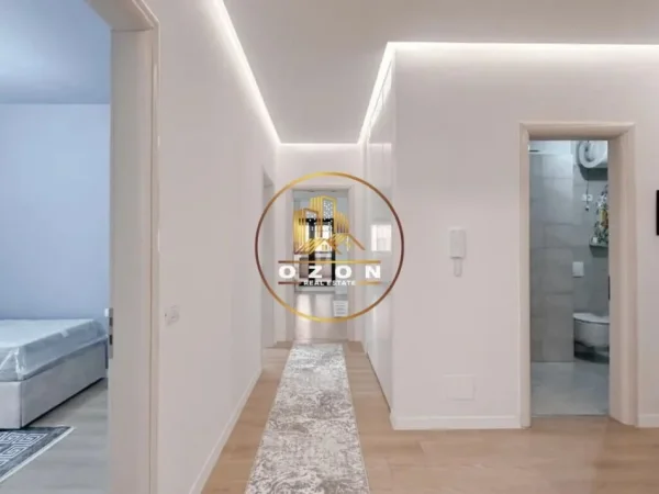 Apartament 3+1 me Post Parkimi për Qira tek Green City,Astir!