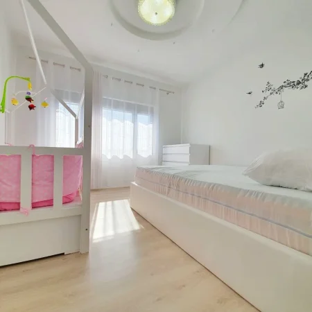 JEPET ME QERA:  2+1+Ballkon Kati 9, 100 m² 500€/MUAJ**** ( 📍 Pallati me Shigjeta)