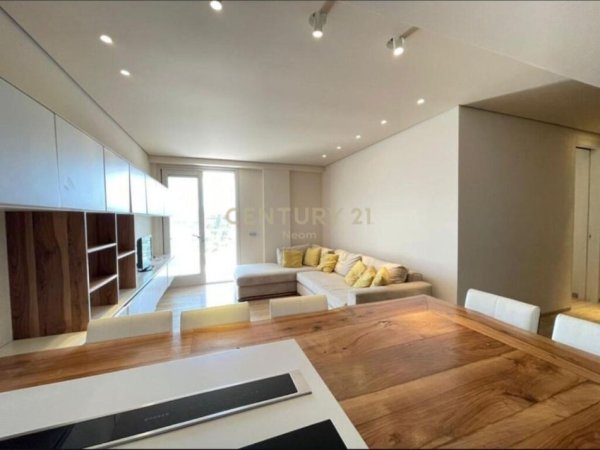 Tirane, jepet me qera apartament 2+1+Aneks+Ballkon Kati 4, 102 m² 700 € (Liqeni i Thate)