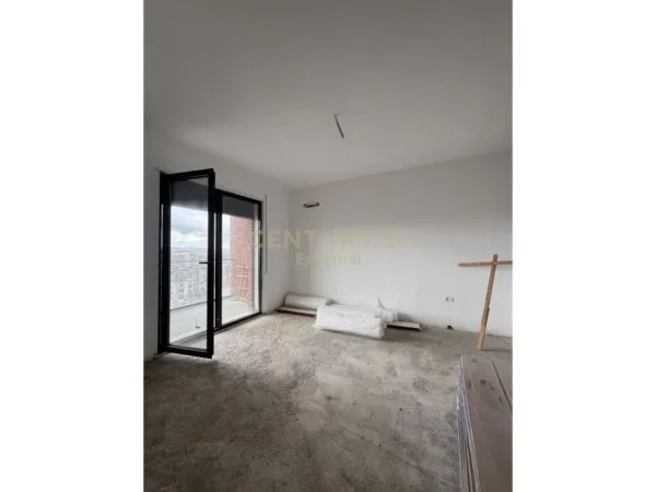 Tirane, shes apartament 3+1+Aneks+Ballkon Kati 6, 132 m² 208.000 € (Porcelan)