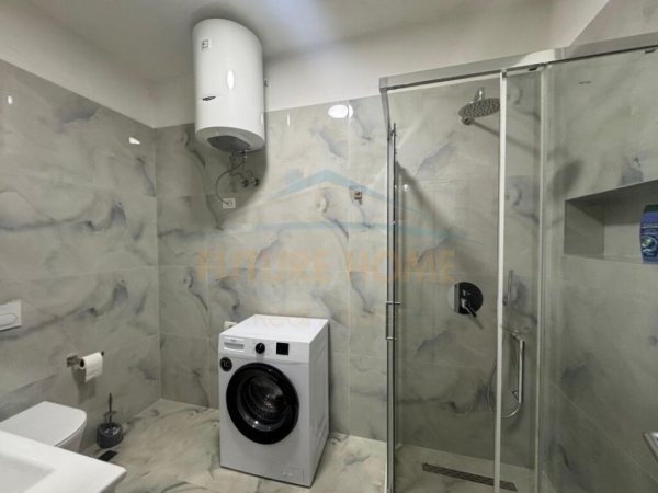 Tirane, jepet me qera apartament 2+1 Kati 5, 92 m² 850 € (Mine Peza)