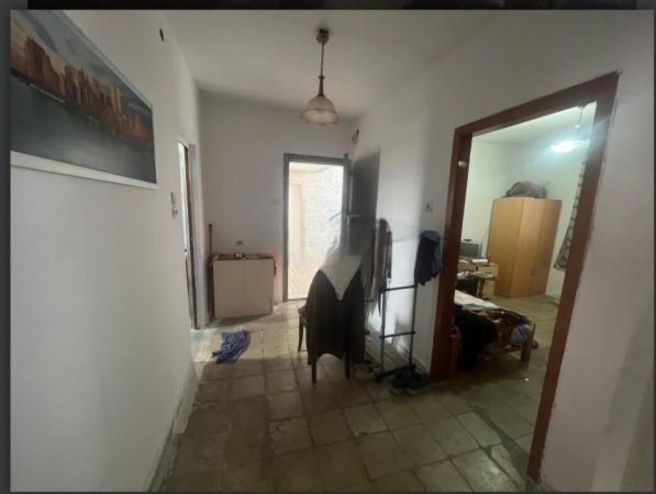 Durres, shitet apartament 2+1+Aneks Kati 4, 75 m² 85.000 € (Valapark)