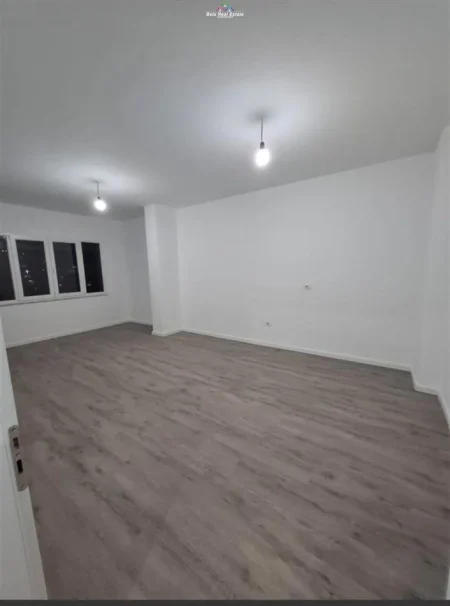 Tirane, shes apartament duplex 2+1 Kati 5, 98 m² 139.000 € (misto mame)