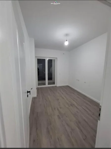 Tirane, shes apartament duplex 2+1 Kati 5, 98 m² 139.000 € (misto mame)