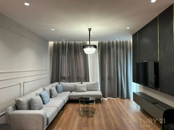 Tirane, jepet me qera apartament 2+1+Aneks+Ballkon Kati 10, 120 m² 1.500 € (Square 21)