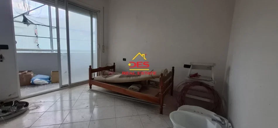 Vlore, shitet apartament 1+1+Ballkon Kati 6, 53 m² 72.000 € (Rruga Ismail Qemali)