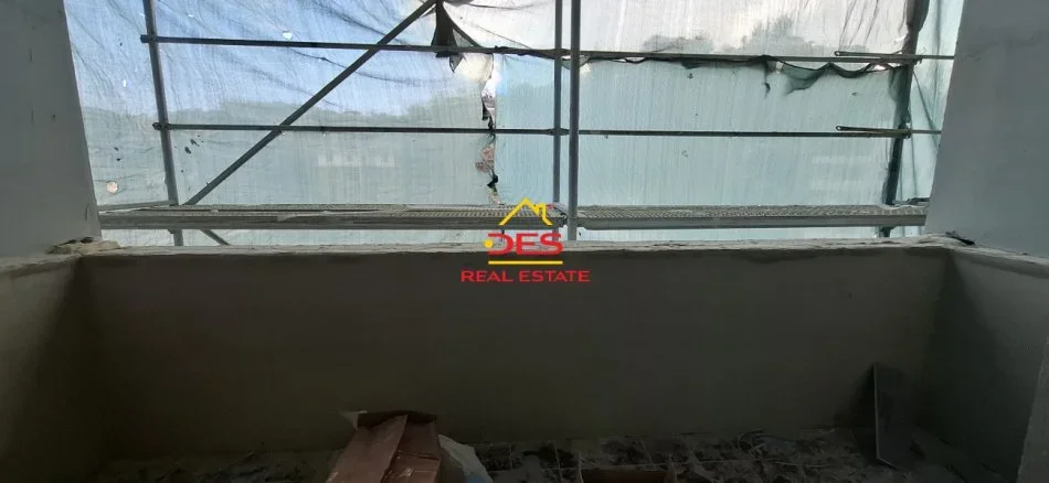 Vlore, shitet apartament 1+1+Ballkon Kati 6, 53 m² 72.000 € (Rruga Ismail Qemali)